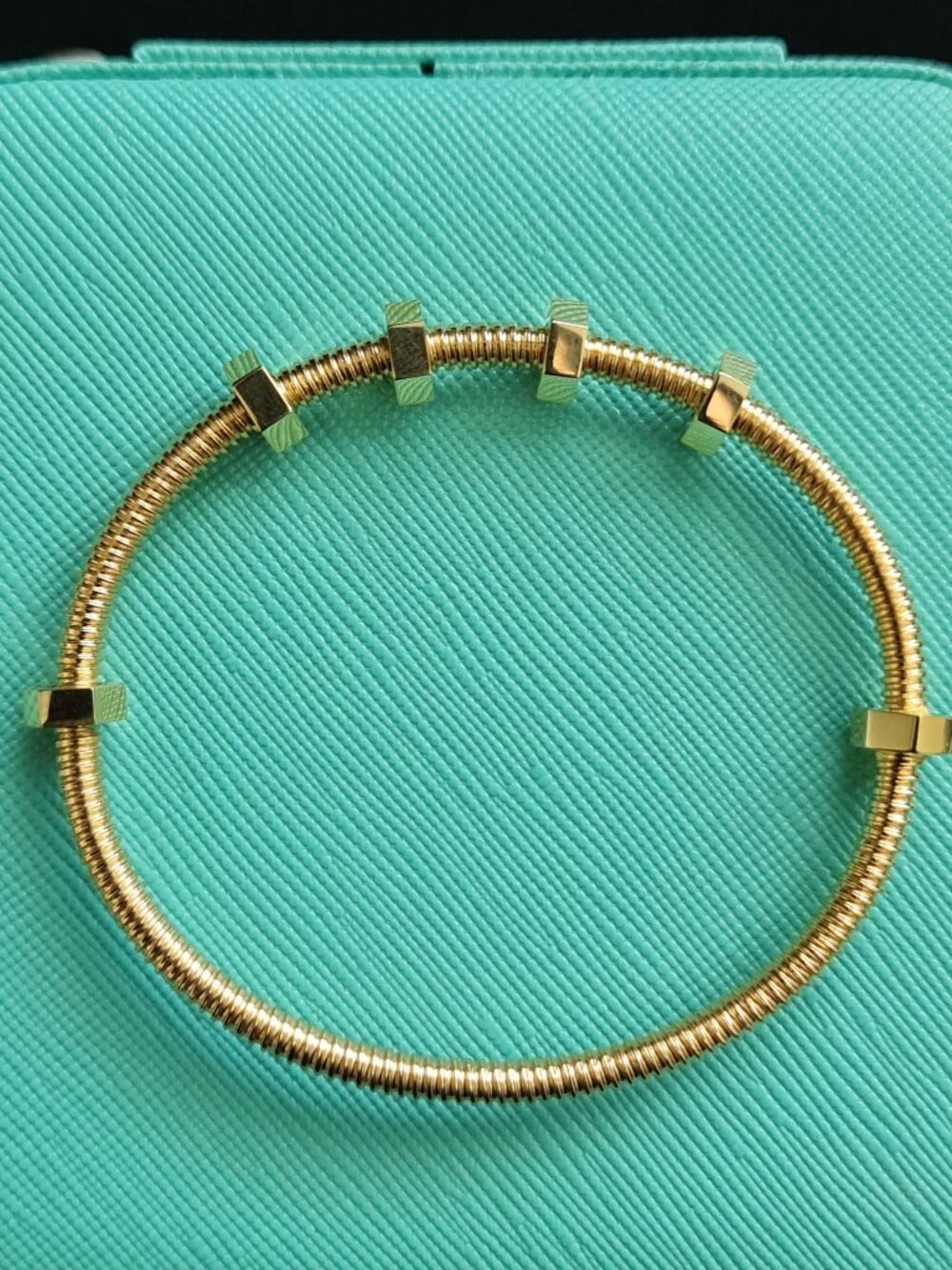 Beautiful 18k GOLD Bangle Part 1